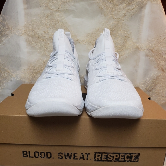 UA Project Rock 3 CNY Trainers - Picture 7 of 14